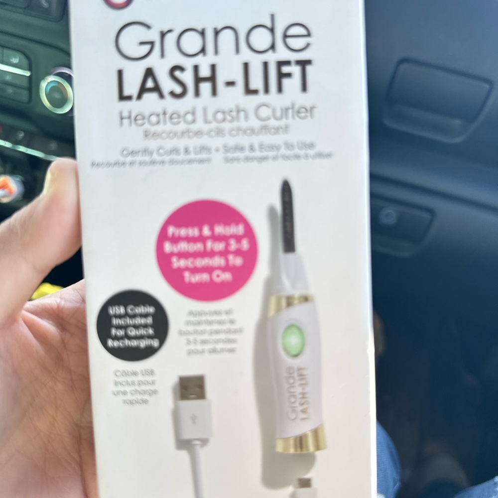 Grande Cosmetics Heated Lash Curler - White